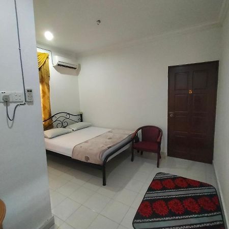 Oyo Home 90388 Homestay Masha 浮罗交怡 外观 照片